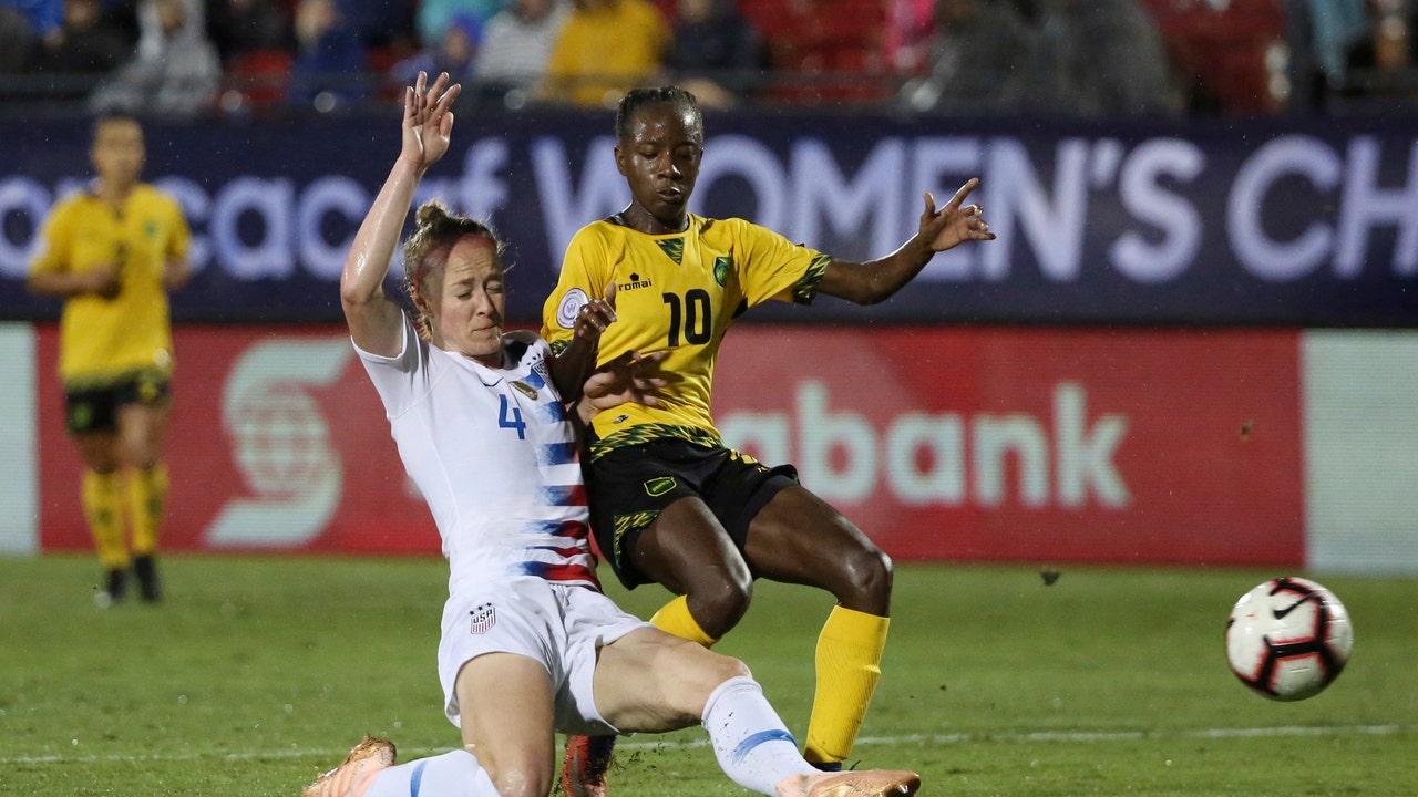 Becky Sauerbrunn evolves along with US defense